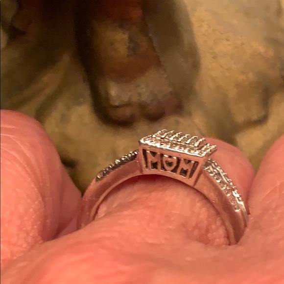 Beautiful 925 with diamonds Mothers ring! - Picture 3 of 8